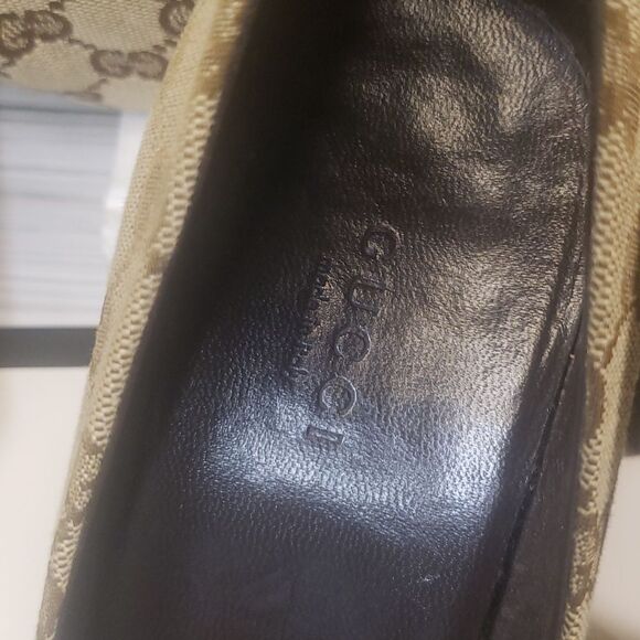 Gucci Horsebit GG Monogram Bag and GG Heels Bundle - Picture 14 of 16